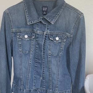 GAP jean jacket, denim, size M